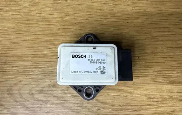 Toyota Auris 150 ESP acceleration yaw rate sensor 8918306010