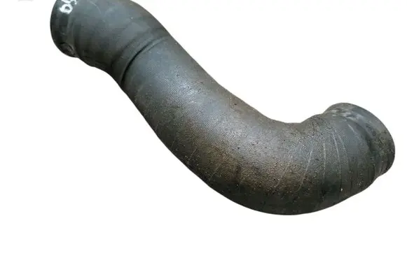 Volvo XC70 Intercooler hose/pipe