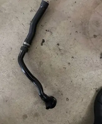 Mercedes-Benz GLC X253 C253 Breather/breather pipe/hose A0009160030