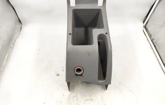 Volkswagen Jetta V Center console 1K5863323