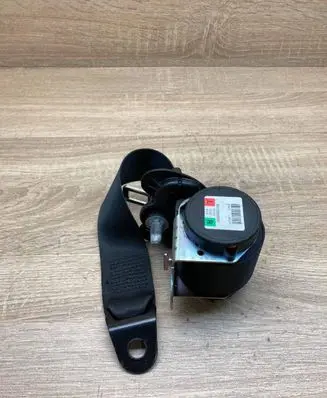 Mini One - Cooper Coupe R56 Rear seatbelt 601030000E 2751402 RIGHTSIDE