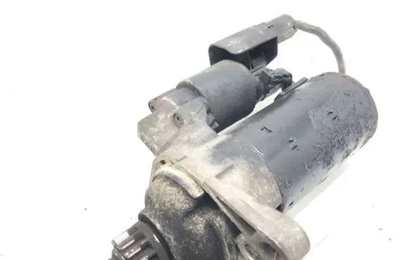 Volkswagen Golf VI Starter motor
