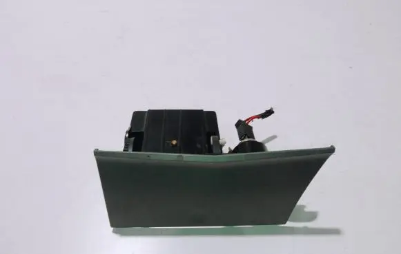 Opel Astra H Car ashtray 331985437 315740100 13133284