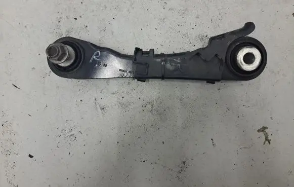 BMW 7 G11 G12 Rear upper control arm/wishbone 6867538