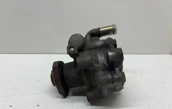 Volkswagen PASSAT B4 Power steering pump