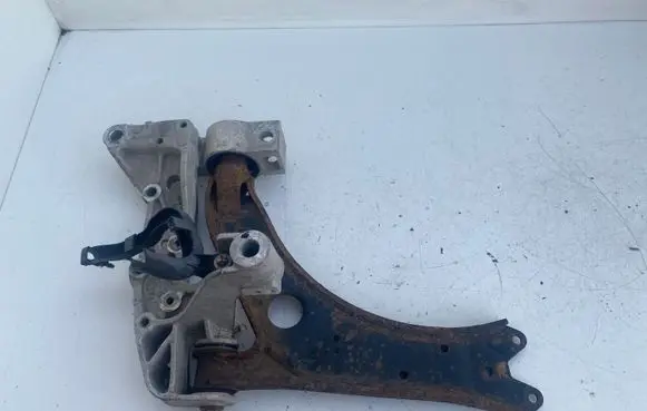 Volkswagen Golf V Front lower control arm/wishbone 1K0407190E