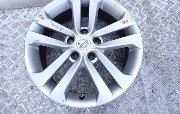 Nissan Juke I F15 R17 alloy rim 