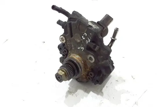 Mercedes-Benz Vito Viano W447 Fuel injection high pressure pump A6510702201