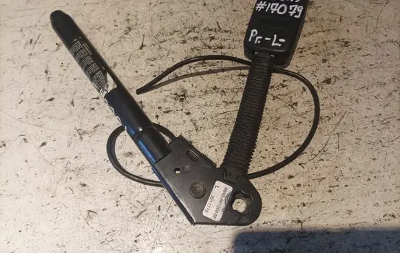 Ford Focus Front seatbelt