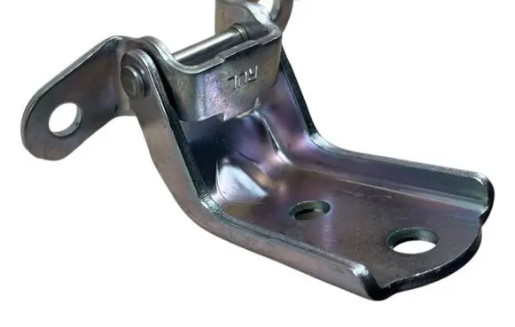 Hyundai i20 (GB IB) Front door lower hinge 793101Y000 JD03R0J4