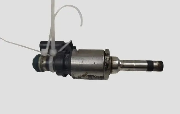 Skoda Superb B8 (3V) Fuel injector 0261500477