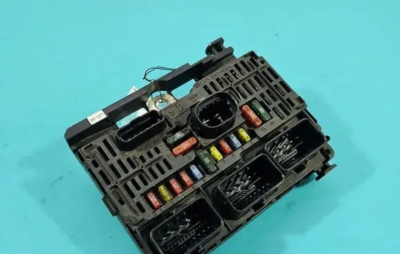 Peugeot 407 Central body control module 9656086080 IMPRK1483290