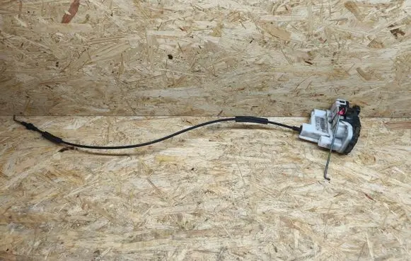 Fiat 500E Front door lock 68194739