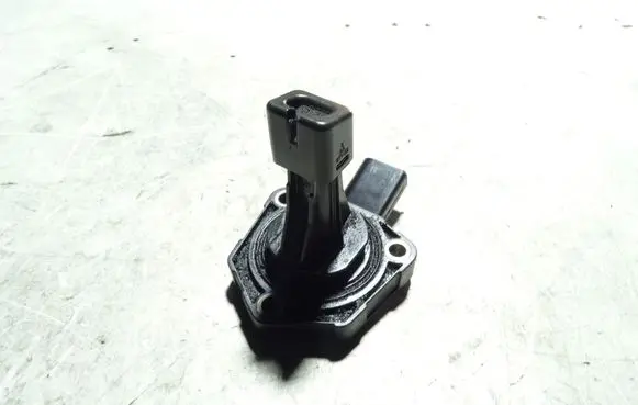 Volkswagen PASSAT B7 Oil level sensor 03C907660G