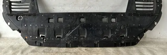 Opel Combo E Front bumper skid plate/under tray 9825323580