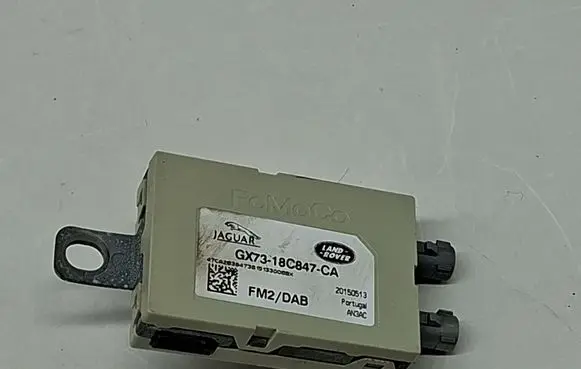 Jaguar XE Aerial antenna amplifier GX7318C847CA
