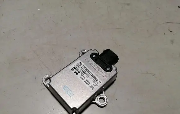 KIA Carens I ESP acceleration yaw rate sensor 956902E310