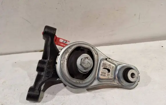 Opel Vivaro Engine mount vacuum valve 93866731