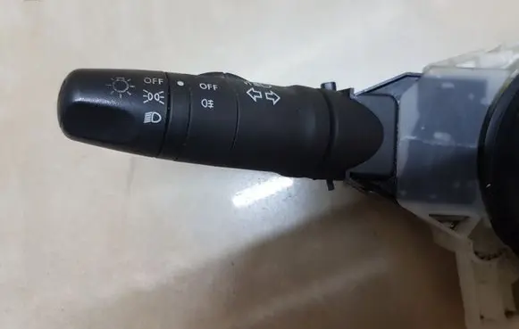 Nissan X-Trail T30 Indicator stalk