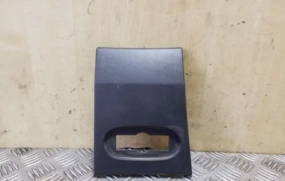 (A) pillar trim
