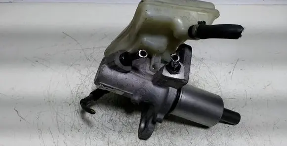 Audi A4 S4 B6 8E 8H Master brake cylinder 8E0611301E