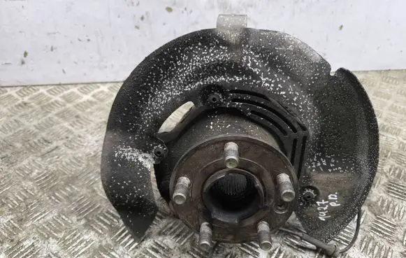 Land Rover Range Rover Evoque L551 Front wheel hub