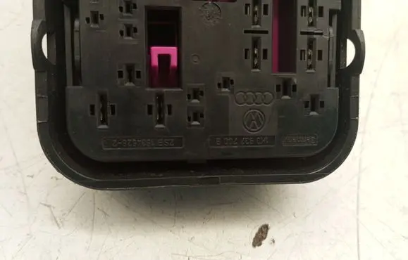 Audi Q3 8U Fuse box set 1K0937700