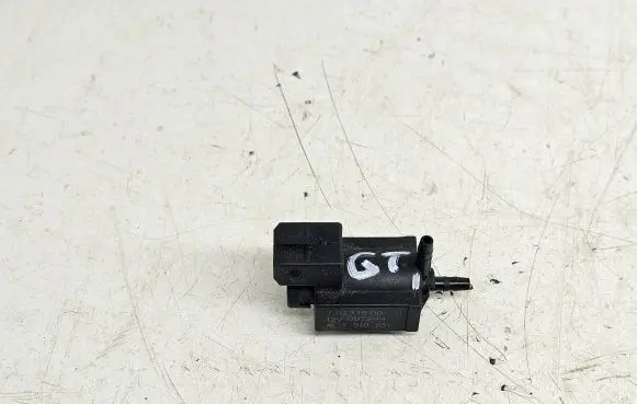 BMW 5 GT F07 Turbo solenoid valve 7810831 70231800