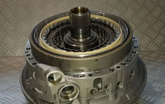 BMW 5 F10 F11 Oil pump E8P70H