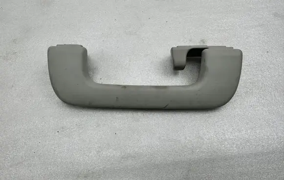 Audi A8 S8 D4 4H Rear interior roof grab handle 4H0857607