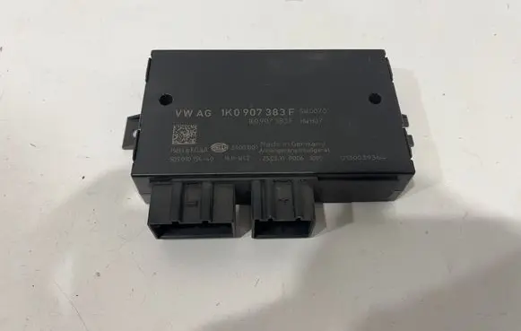 Skoda Superb B6 (3T) Tow bar trailer control unit/module 1K0907383F 0130039364
