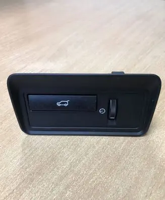 Land Rover Range Rover Sport L494 Tailgate opening switch CPLA11654CA