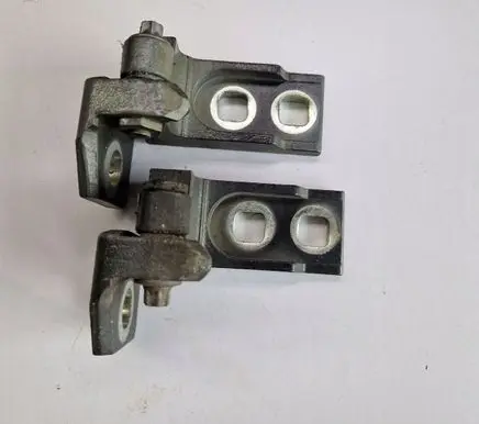 Opel Corsa E Front door hinge set 