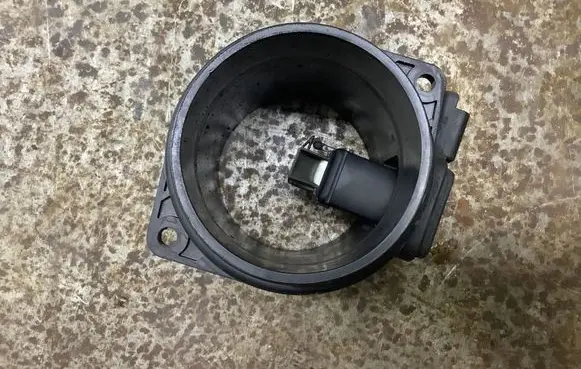 Peugeot Expert Mass air flow meter 5WK97002