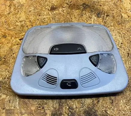 Mercedes-Benz C W203 Front seat light A2038201001 0011371724 KW172CS337