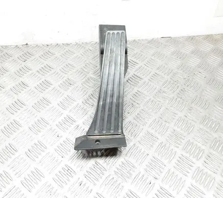 BMW 1 E81 E87 Accelerator throttle pedal 6766931 25916010 3542676693102
