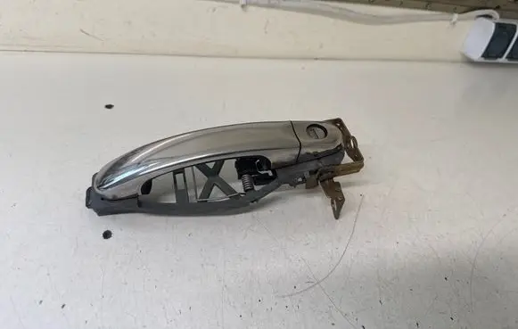 Volkswagen Transporter - Caravelle T5 Front door exterior handle 7H0837886A