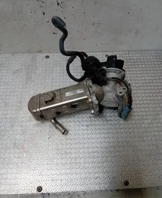Ford Kuga I EGR valve cooler V29004027 MM111BL