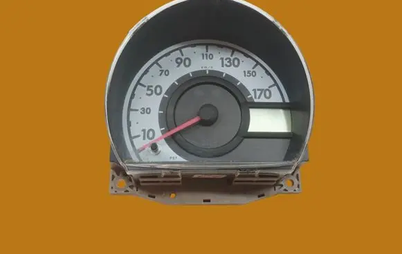 Toyota Aygo AB10 Speedometer (instrument cluster) 768-010U