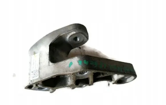 Ford Ka Engine mount bracket 6P082