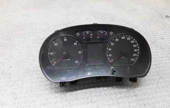 Volkswagen Polo IV 9N3 Speedometer (instrument cluster) 6Q0920804J
