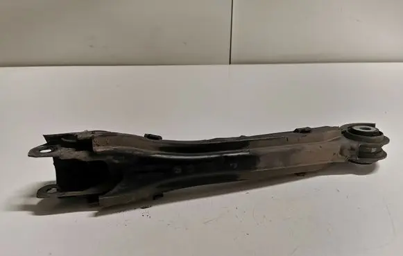 Mercedes-Benz E W212 Rear control arm A2043521488