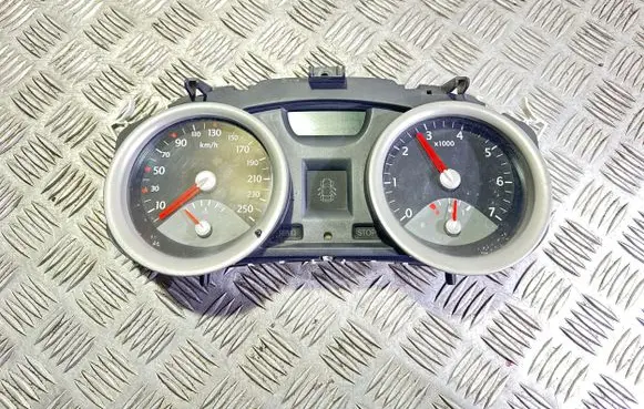 Renault Megane II Speedometer (instrument cluster) 8200364007 PA2RPF14B115AL 2RPF10A855AD