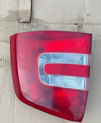Skoda Octavia Mk2 (1Z) Rear/tail lights 1Z9945096