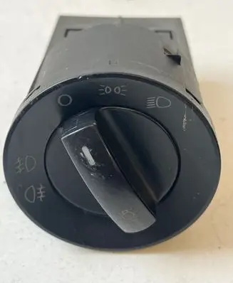 Volkswagen Polo IV 9N3 Light switch 6Q0941531C 5328883