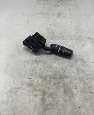 Mazda 3 III Wiper control stalk 17F899