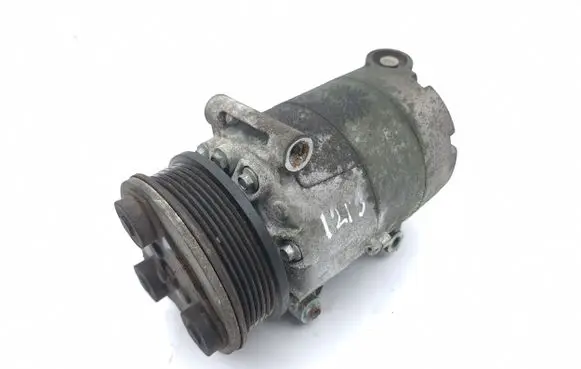 Land Rover Evoque I Air conditioning (A/C) compressor (pump) AV6119D629DB