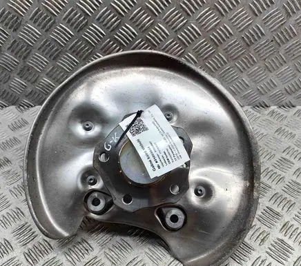 Audi A6 S6 C8 4K Rear wheel hub 8K0501249 8W0501611B
