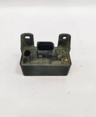 Mercedes-Benz C W203 Glow plug pre-heat relay A0255452832