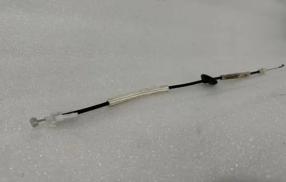 Volkswagen Touareg I Front door cable line 7L6837085B